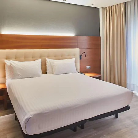 Hotel Silken Coliseum 4*