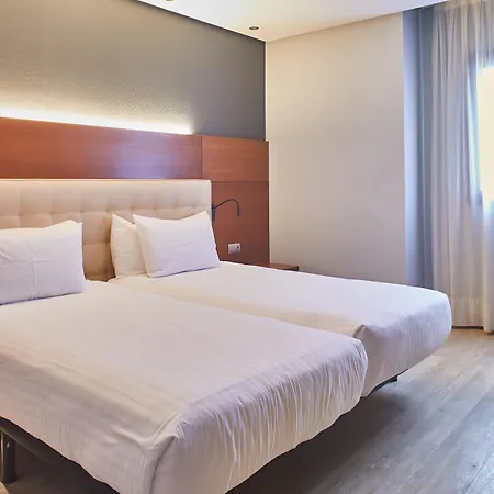 Silken Coliseum Hotel 4*
