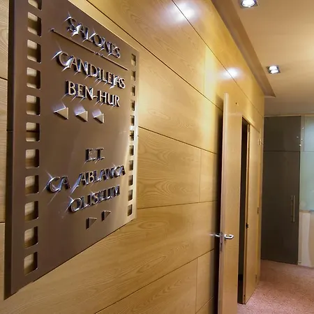 מלון Dorma Coliseum סנטנדר