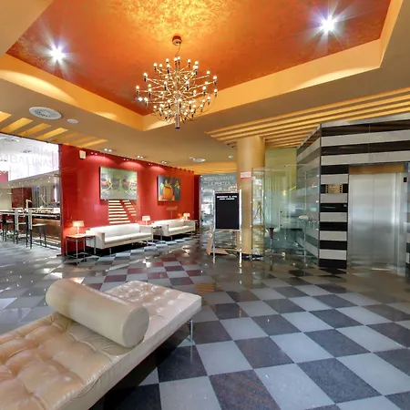 Dorma Coliseum 4*