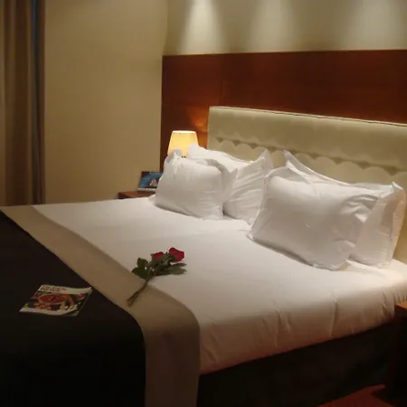 Dorma Coliseum מלון 4*