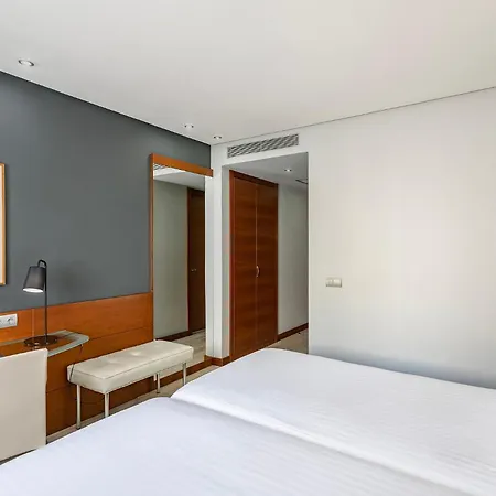 Dorma Coliseum 4* Santander