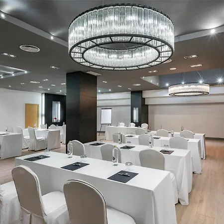 מלון Dorma Coliseum