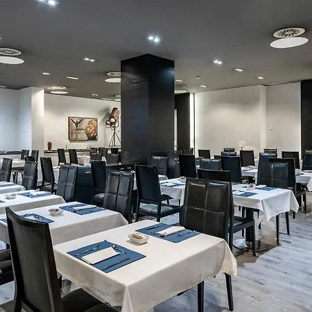 Dorma Coliseum Santander