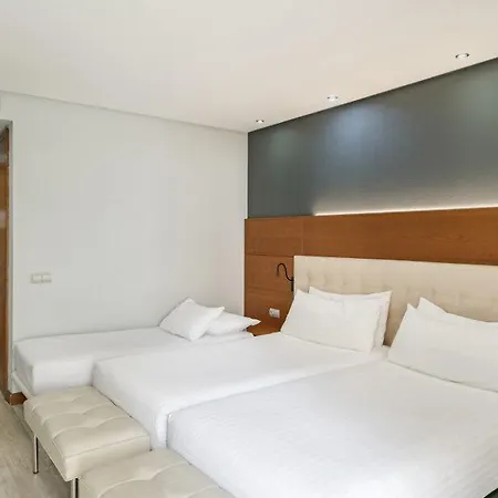 Dorma Coliseum מלון 4*