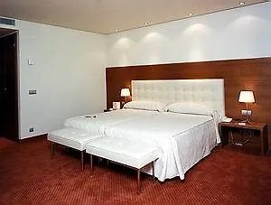Dorma Coliseum 4* Santander
