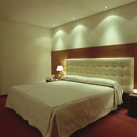 Dorma Coliseum 4* Santander
