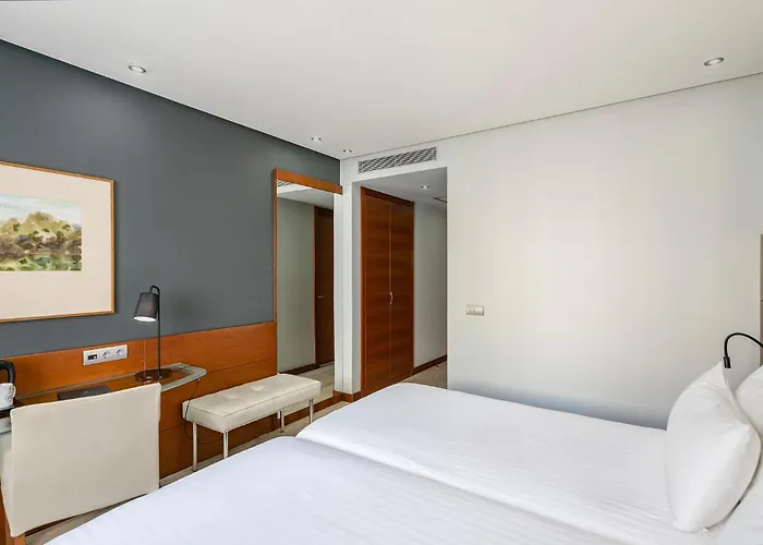 Dorma Coliseum 4* Santander