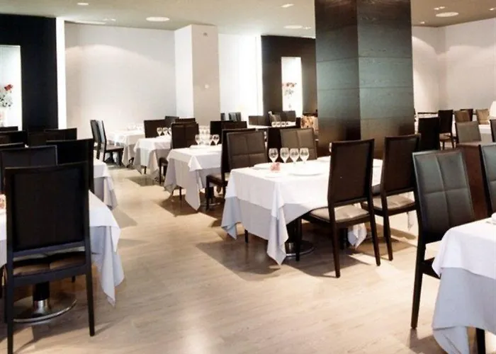 Dorma Coliseum Hotel 4*