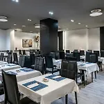 Dorma Coliseum Сантандер